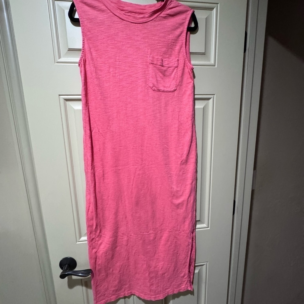 Lou & Grey Pink Sleeveless Sheath Midi Dress